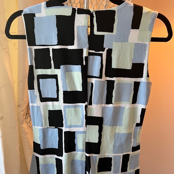 Calvin Klein Blue and Black Patterned Sleeveless Blouse - Picture 3 of 4